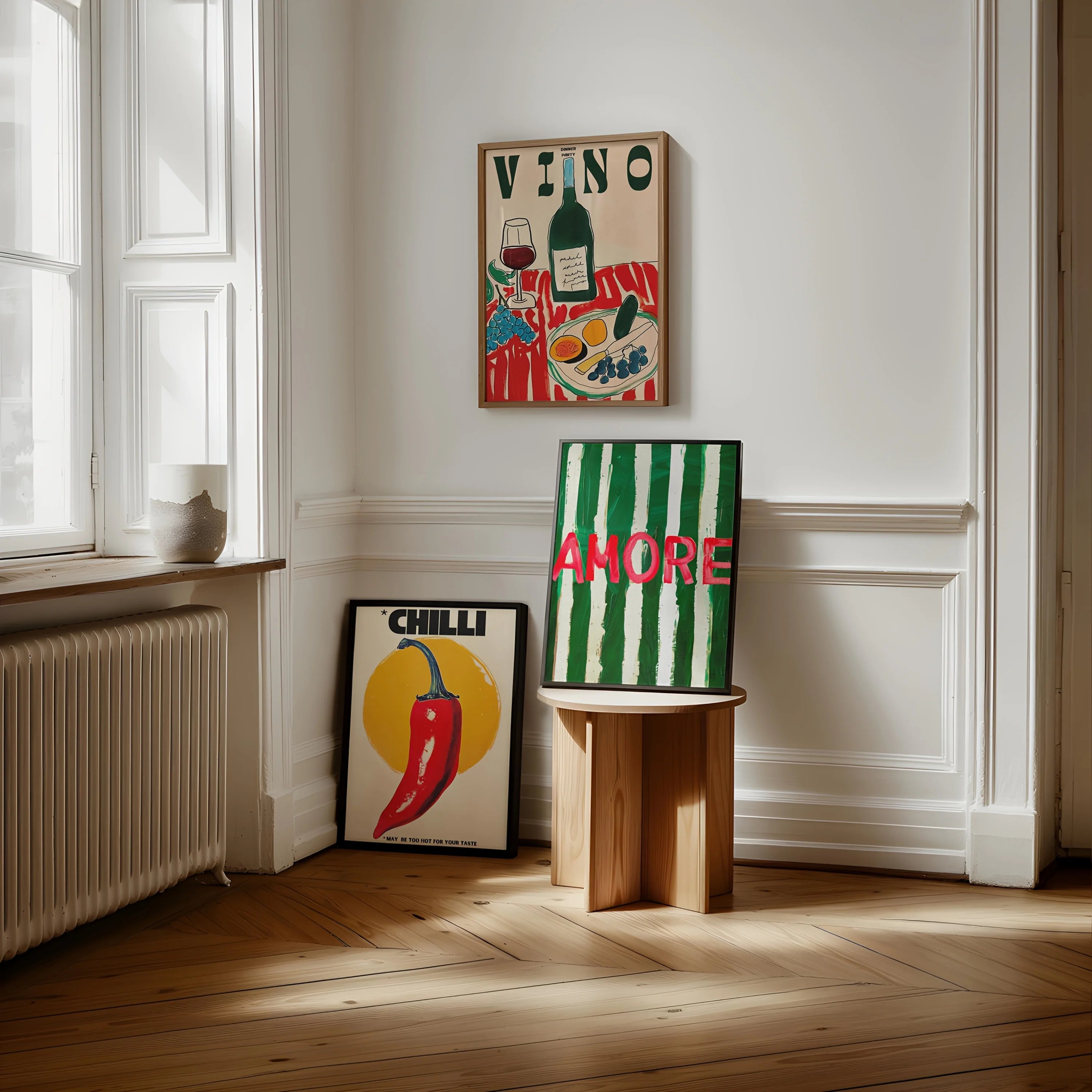 Amore Green Striped – Leinwandbild mit Vino, Wine Glass & Chili